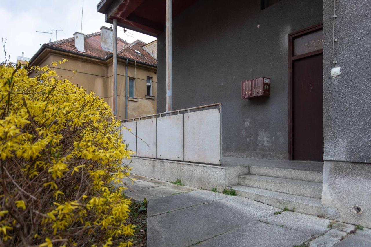 Apartmán Modern Studio Near British Square Záhřeb Exteriér fotografie